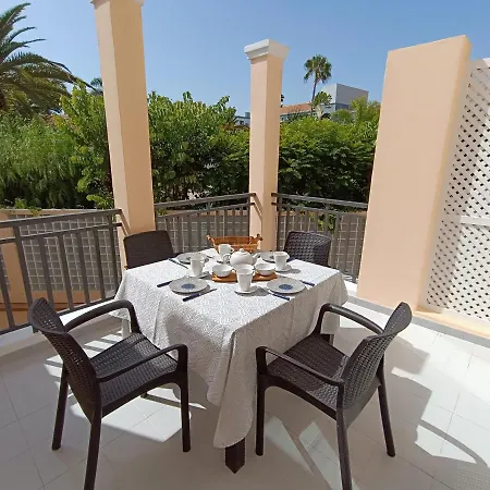 Sarah's - Playa Fanabe Apartamento