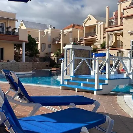 Sarah's - Playa Fanabe Apartamento *