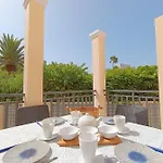 Sarah's - Playa Fanabe 아파트
