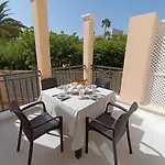 Sarah's - Playa Fanabe 아파트